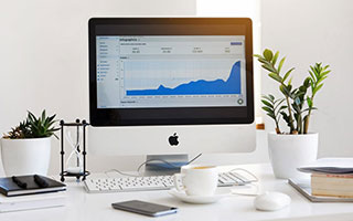 开云APP下载-三届扣篮王变拳击手！罗宾逊为泰森琼斯打垫场赛