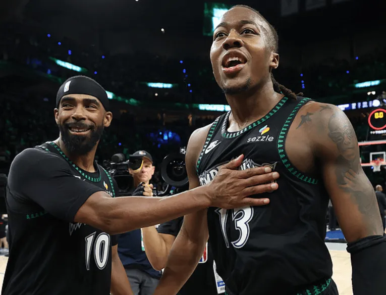 开云在线-队史留名！多森姆43分队史季后赛第二，仅次于爱德华兹44分